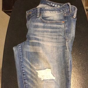 Gap distressed jeans size 12